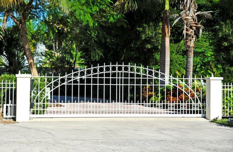 Commercial Driveway Gates